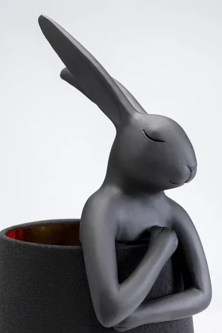 KARE DESIGN Animal Rabbit bordlampe - sort linnedhr og mat sort polyresin/stl (H:50cm)