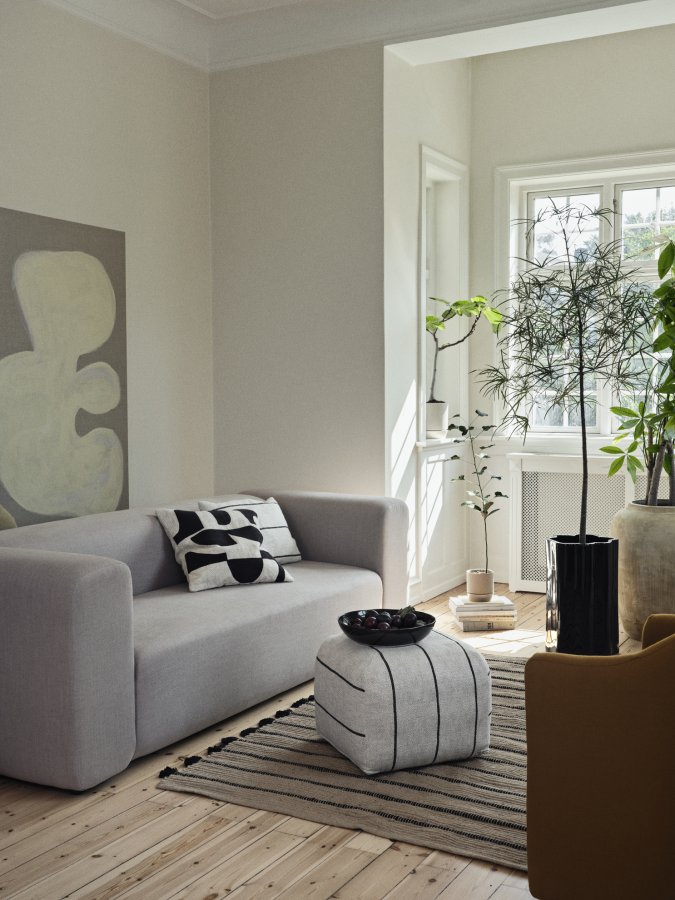 BROSTE COPENHAGEN Sigrid Kissenbezug, quadratisch – hellbeige und schwarze Baumwolle/Leinen (50 x 50)