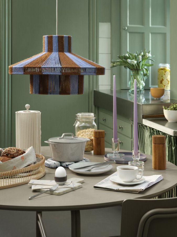 BROSTE COPENHAGEN Diana Lampenschirm – waldgrün und orchideenhellviolette Jute