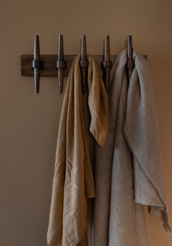 DUTCHBONE Jakub Garderobenstnder - walnussfarbenes Mangoholz