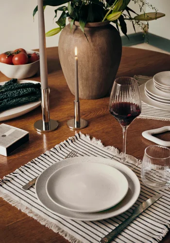 BROSTE COPENHAGEN Maro Kerzenständer – Aluminium mit Silberfinish (H: 9,5)