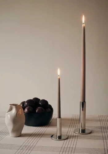 BROSTE COPENHAGEN Maro Kerzenständer – Aluminium mit Silberfinish (H: 9,5)