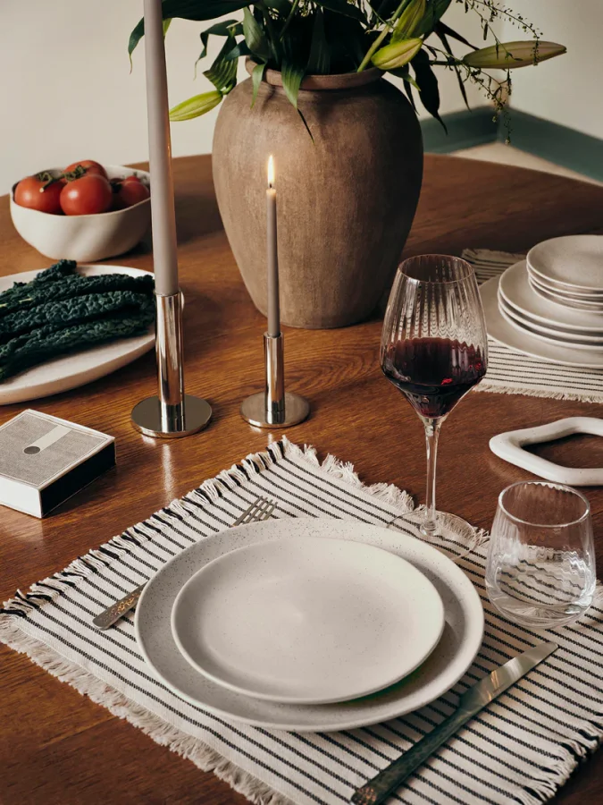 BROSTE COPENHAGEN Maro Kerzenständer – Aluminium mit Silberfinish (H:14)