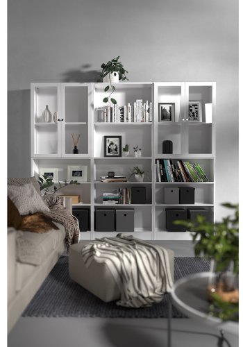 TVILUM Basic reol - klart glass og hvit, m. 2 drer og 4 hyller (H: 203,2 cm x 79 cm x 28,3 cm)