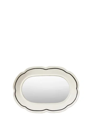 BROSTE COPENHAGEN Hilma Wandspiegel, oval – Spiegelglas und cremeweiße/schwarze Keramik (45 x 30)