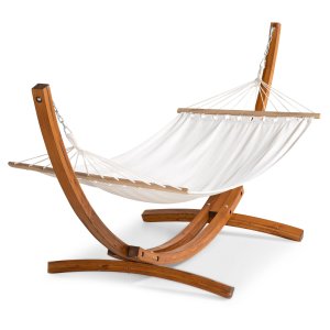 VENTURE DESIGN Hedvig hengekye med stativ - off-white polyester og brunt tre