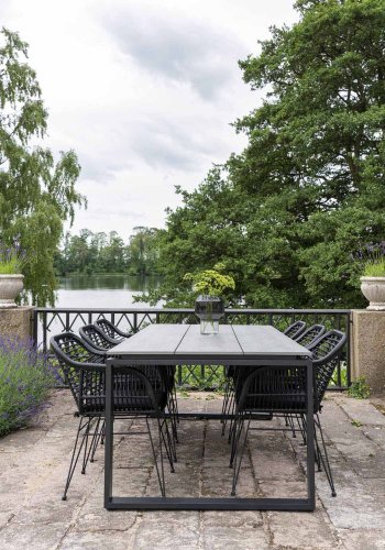 HOUSE NORDIC Denver hagebord - gr nonwood og svart aluminium (220x100)