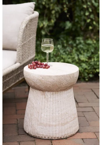 HOUSE NORDIC Bonn Sidebord - Sidebord, fiberleire med rillet design, naturlig<br>37x43 cm