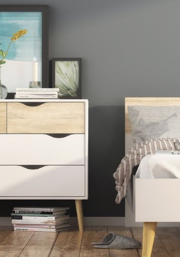 
TVILUM Delta kommode - hvid egetræstruktur, med 4 skuffer
