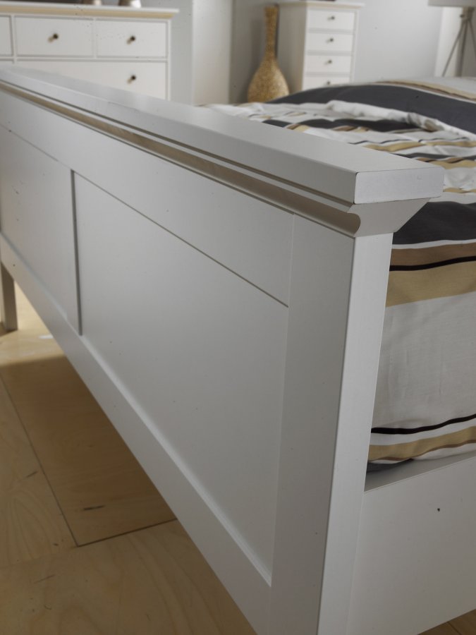 
TVILUM Paris sengeramme - hvidt træ
