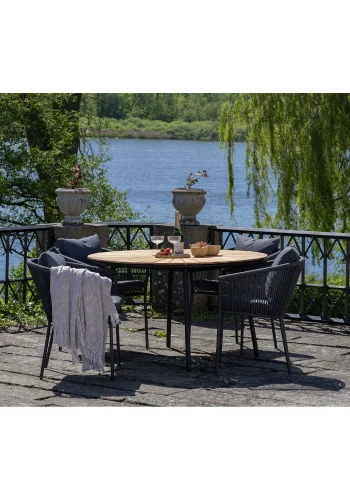 HOUSE NORDIC Cleveland og Salerno hagembelsett, 1 hagebord og 4 hagestoler - grtt tau/naturlig teak