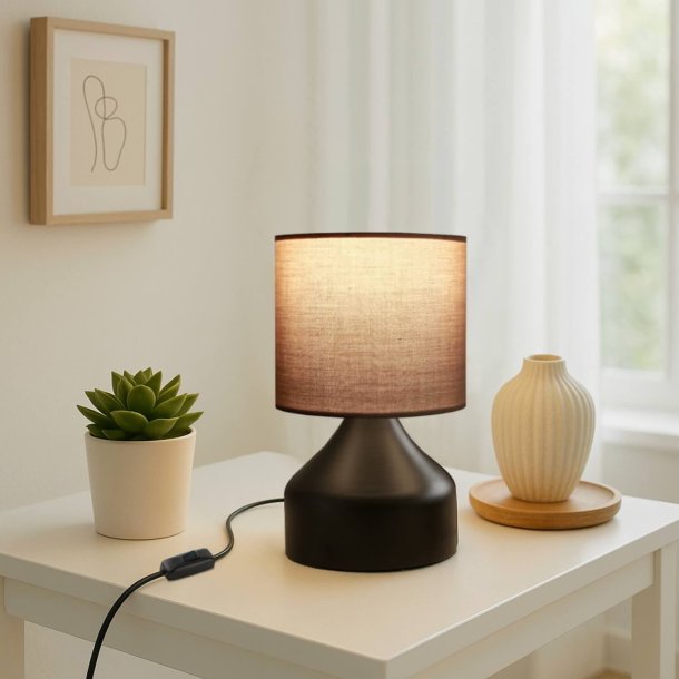 LUMI Paredes bordlampe -780SGN2535