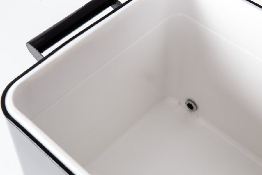 ZUIVER Cooler Be Cool Coolerbox - svart polypropylen