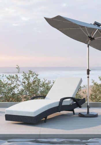 Redondo solstol, med pute - svart polyrattan og grtt stoff