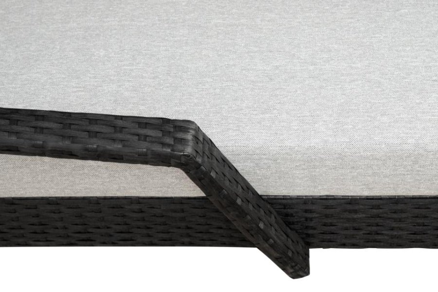 Redondo solstol, med pute - svart polyrattan og grtt stoff