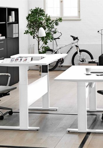 TVILUM Prima höhenverstellbarer Tisch - weiß (150x80)