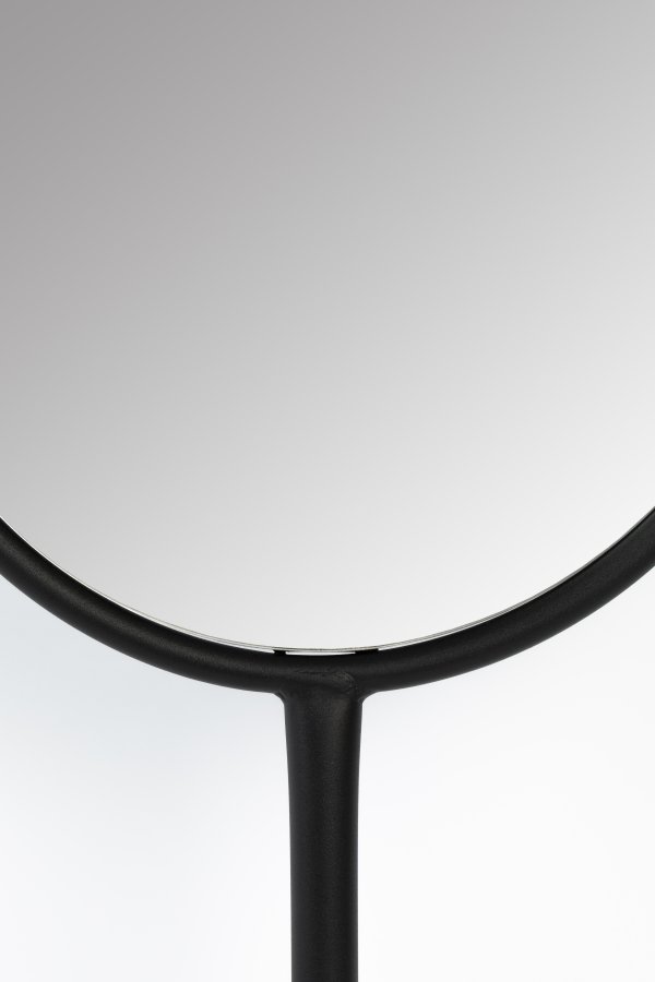 ZUIVER Tess gulvspeil, ovalt - speilglass og sort stl (165x38,5)