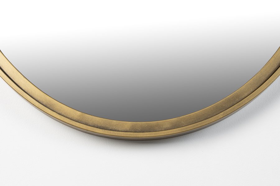 WHITE LABEL LIVING Matz M veggspeil, ovalt - speilglass og antikk messingjern (80x60)