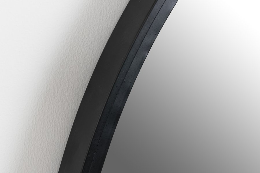 WHITE LABEL LIVING Matz L veggspeil, ovalt - speilglass og svart jern (160x60)