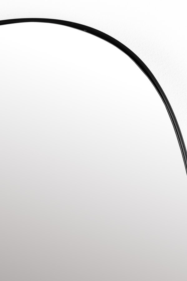 WHITE LABEL LIVING Juna veggspeil, asymmetrisk - speilglass og svart metall (80x45)
