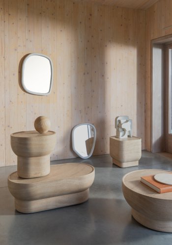 ZUIVER Looks M veggspeil, organisk - speilglass og off-white mangotre (73x55)