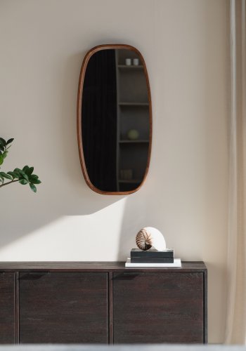 WHITE LABEL LIVING Nyko M veggspeil - speilglass og brunt gummitre (80x40)