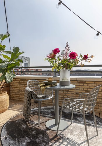 ZUIVER Reina L vase, rund, m. lett, oppladbar - glass og gr betong