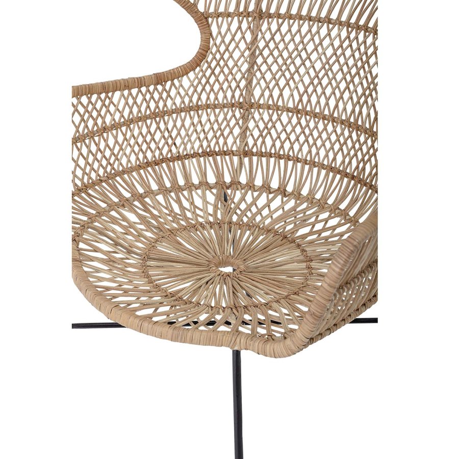 BLOOMINGVILLE Oudon Loungesessel mit Armlehnen – natürliches Rattan und Eisen