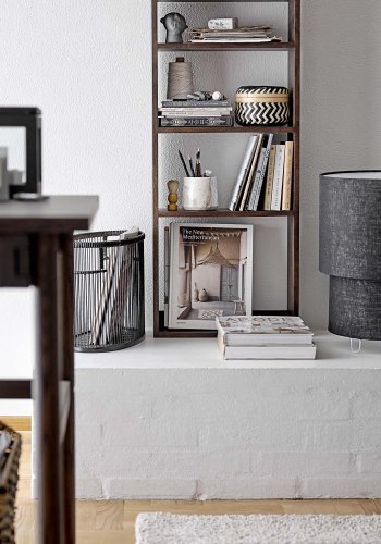 BLOOMINGVILLE Jazzy bogreol - brun mangotr(H:120cm x14cm x cm)