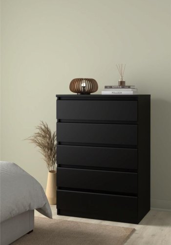 TVILUM Naia kommode, m. 5 skuffer - sort folie og plastik