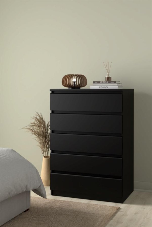 TVILUM Naia kommode, m. 5 skuffer - sort folie og plastik