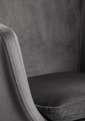 ACT NORDIC Nora skrivebordsstol - mrkegr stof og sort, m. armln og hjul