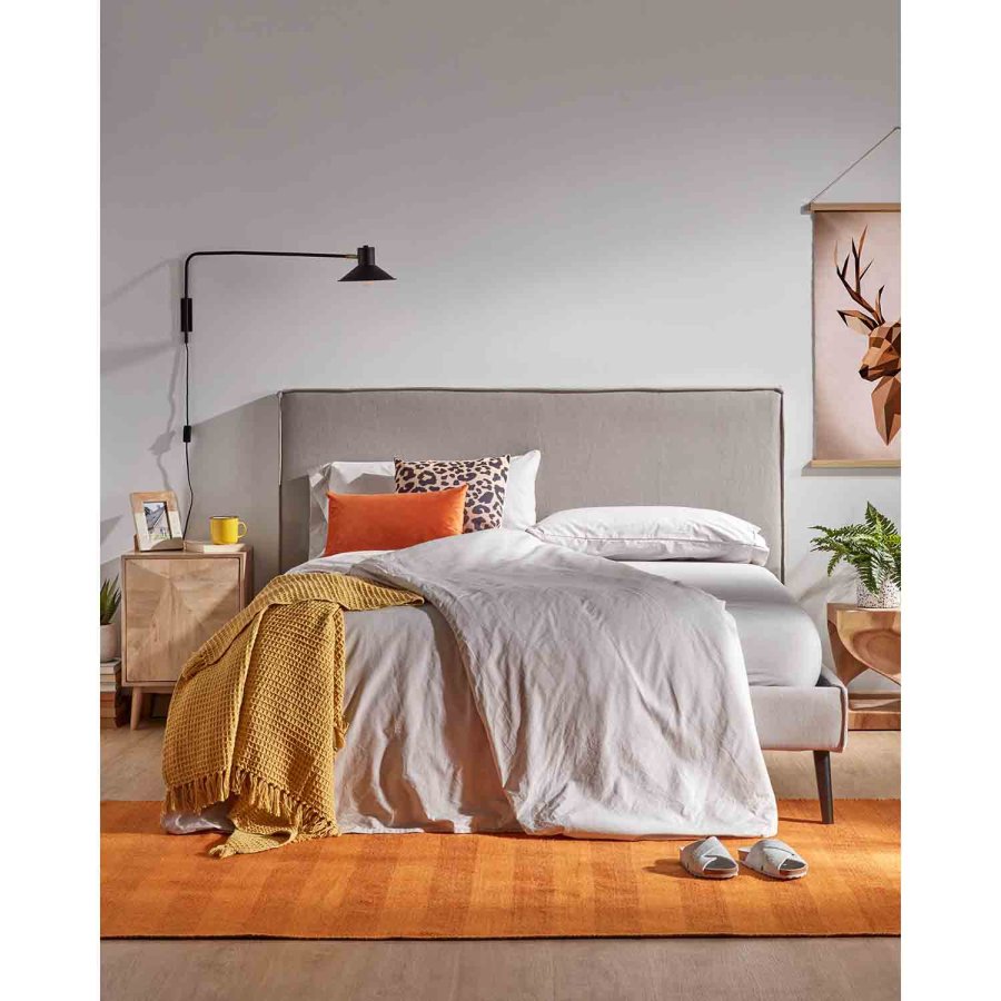 KAVE HOME firkantet Hakon sidebord - naturlig mungurtre (30x30)