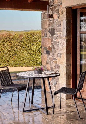 KAVE HOME Glenville spisestuestol - svart tau og stl 