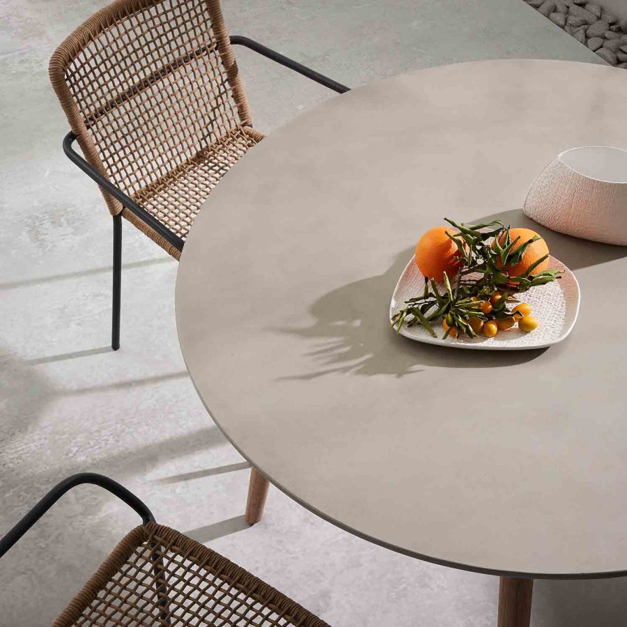 KAVE HOME Boomer spisestuestol med armlener - beige tau og stl