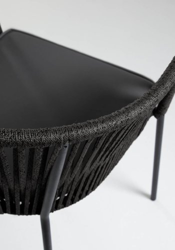 KAVE HOME Sort Yanet hagestol, med armlener og stoffpute - stl 