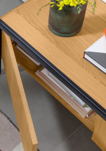 KAVE HOME Nadyria TV-bord, m. 3 l�ger - natur egetr�sfiner og sort st�l (180x43)