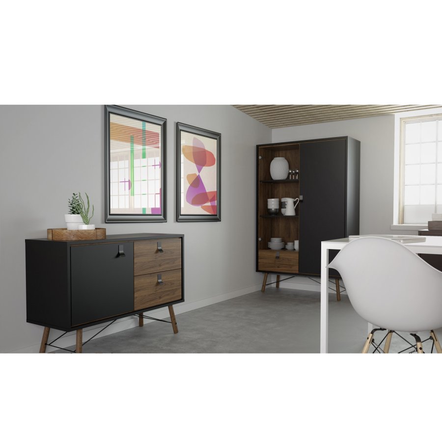 TVILUM Ry vitrineskap, m. 2 drer og 1 skuff - glass, valntt/sort folie og tre