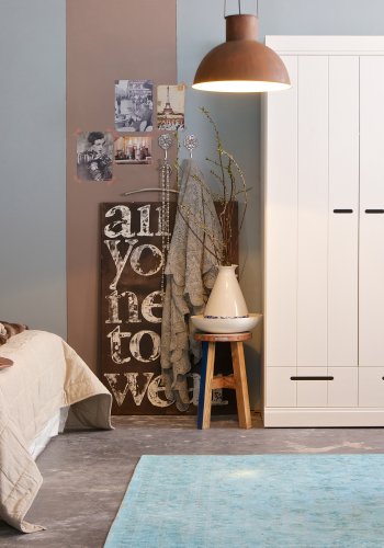 WOOOD Connect garderobe, m. 3 drer, 4 hyller, 1 hengestang og 3 skuffer - hvit furu