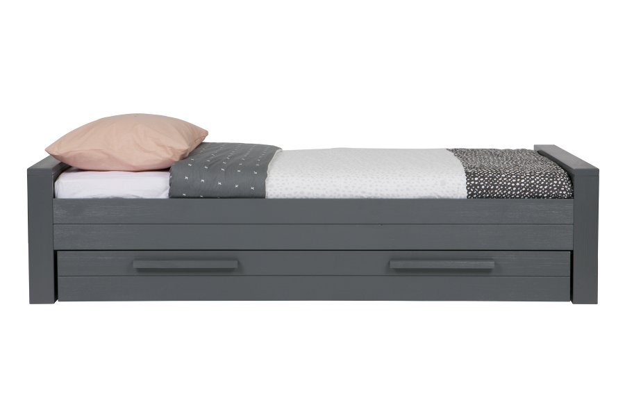 TRE Dennis juniorsengeramme, ekskl. lamellbunn, madrass og skuff - stlgr furu (90x200)