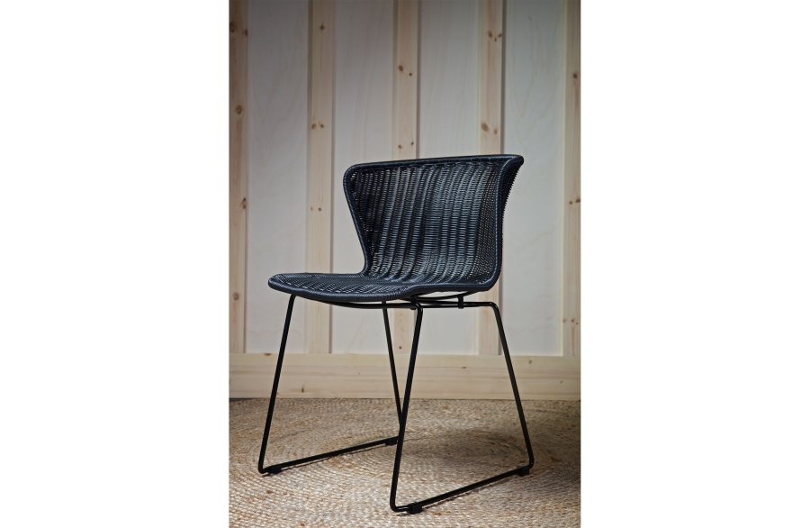 WOOOD Wings spisebordstol - svart polyetylen og sort metall