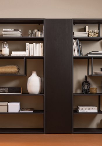 WOOOD Teun bokhylle - svart metall (H:188)(H:188cm x85cm x 35cm)