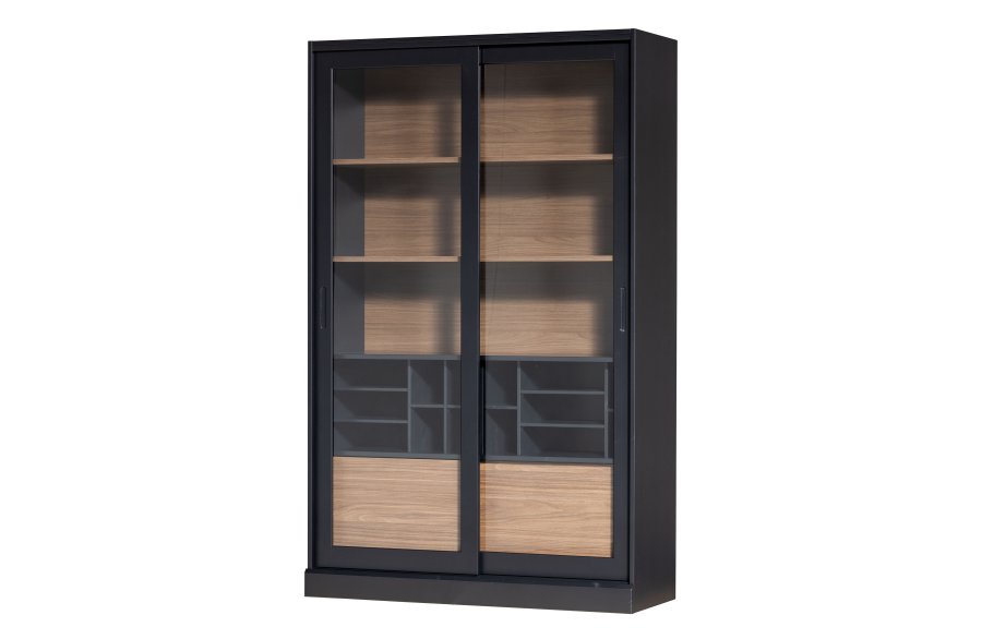 WOOOD James vitrineskap, m. 4 skyvedrer - glass, sort furu og valntt trykk