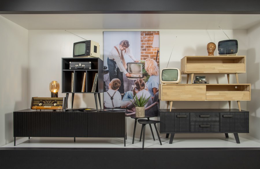 WOOOD EKSKLUSIV James musikkbokhylle, liten - svart furu- og valntttrykk (60x44)