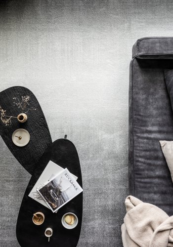 WOOOD Collection sidebord, trekantet - svart aluminium (sett med 2)