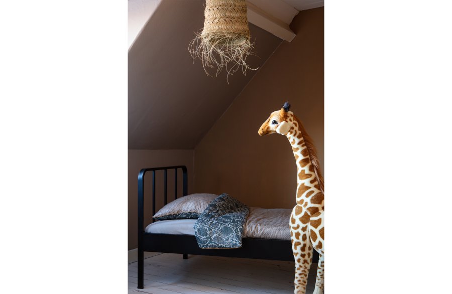 WOOOD Mees juniorsengeramme, med lamellbunn - sort stl (200x90)