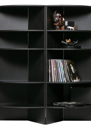 WOOOD EKSKLUSIVT Trian Tower bokhylle, halvrund - svart ask (100x76)
