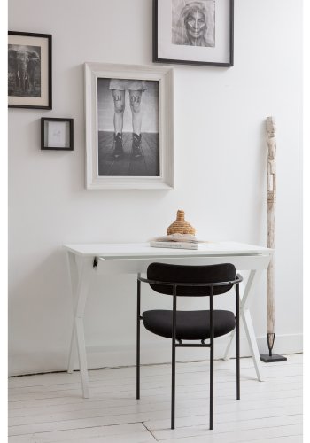 WOOOD EXCLUSIVE Ivy spisebordsstol, m. armlener, stabelbar - svart flyelspolyester og svart jern