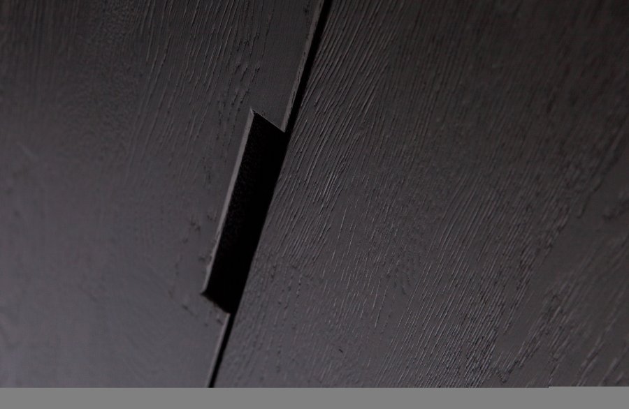 WOOOD EKSKLUSIV Silas garderobeskap, 2 drer, 3 hyller, 1 skuff - svart Blacknight brstet asketre