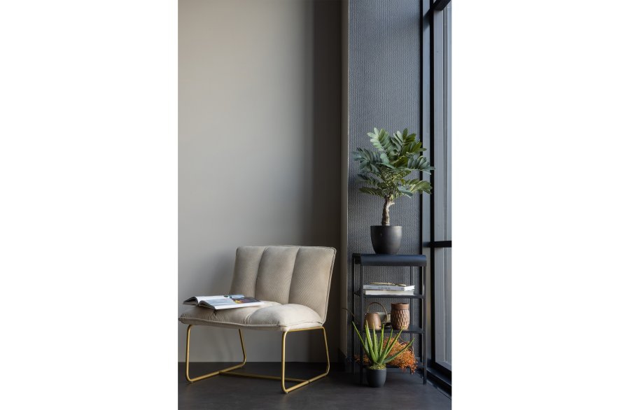 WOOOD Fie lenestol - ekte polyesterflyel og gullmetall